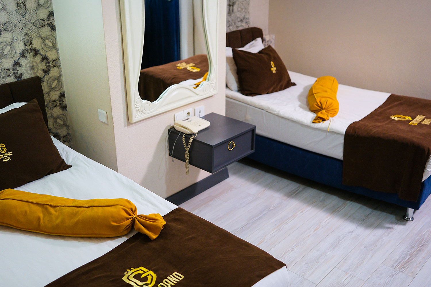 Can Grand Hotel Single Oda