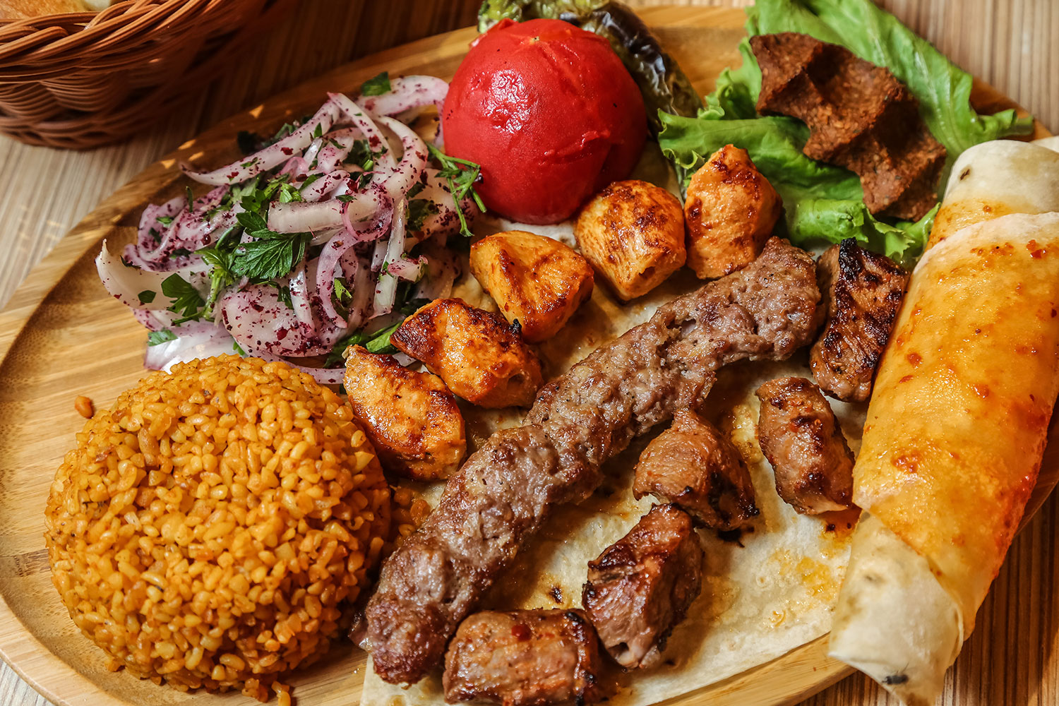 Can Grand Hotel Roof Ocakbaşı Restoran